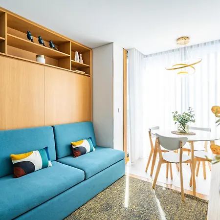 Tradition, Modernity & Light In With Garage *